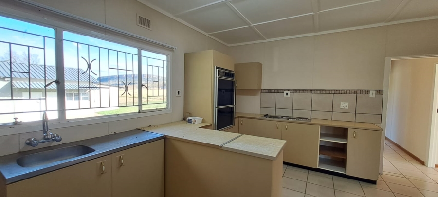 To Let 3 Bedroom Property for Rent in Bethlehem Rural Free State